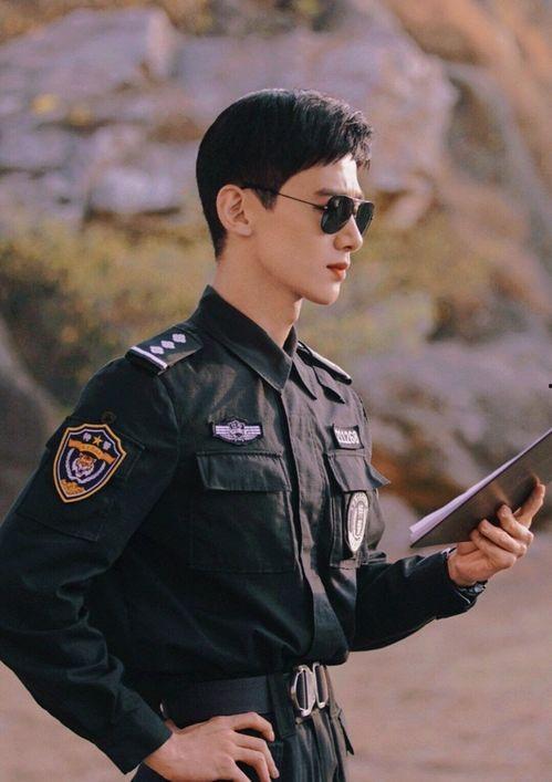 白敬亭吃瓜博主视频