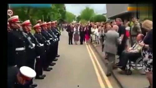 外国吃瓜群众现场直播视频,揭秘真实现场瞬间