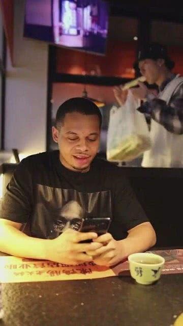 中国人吃麻瓜视频网站,视频网站带你领略地道风味